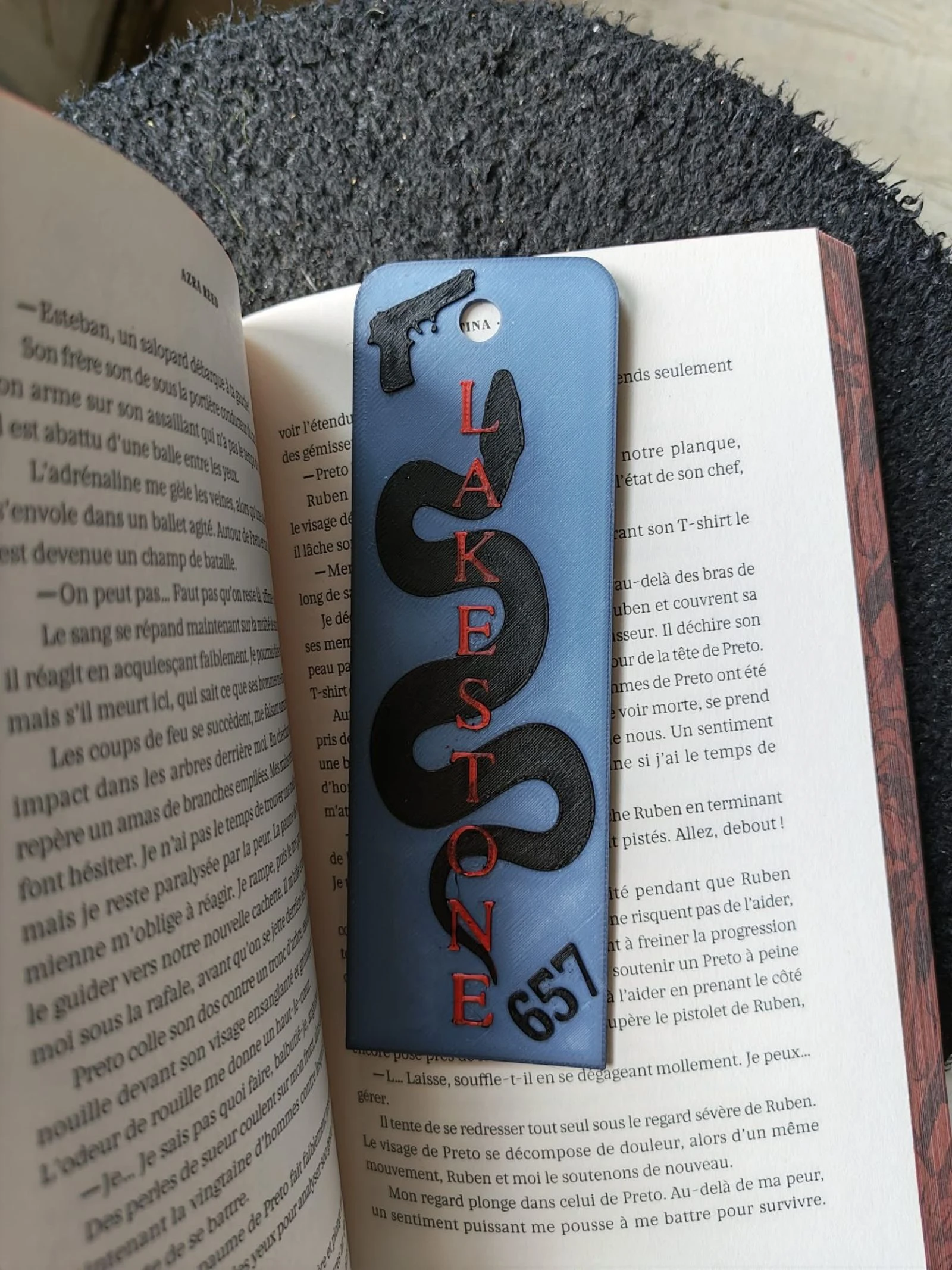 Lakestone bookmark – photo 3